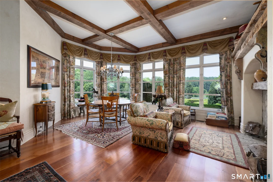 Photo of 7 Equestrian Ridge Road