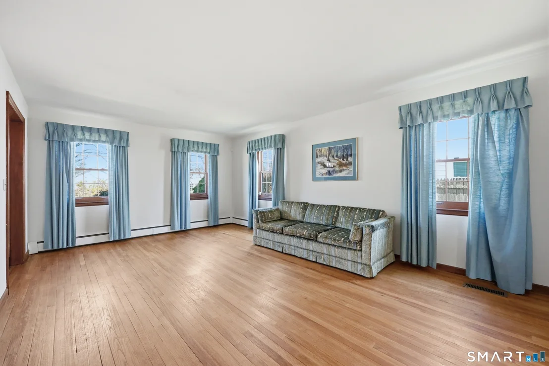 Photo of 8 Merrill Road