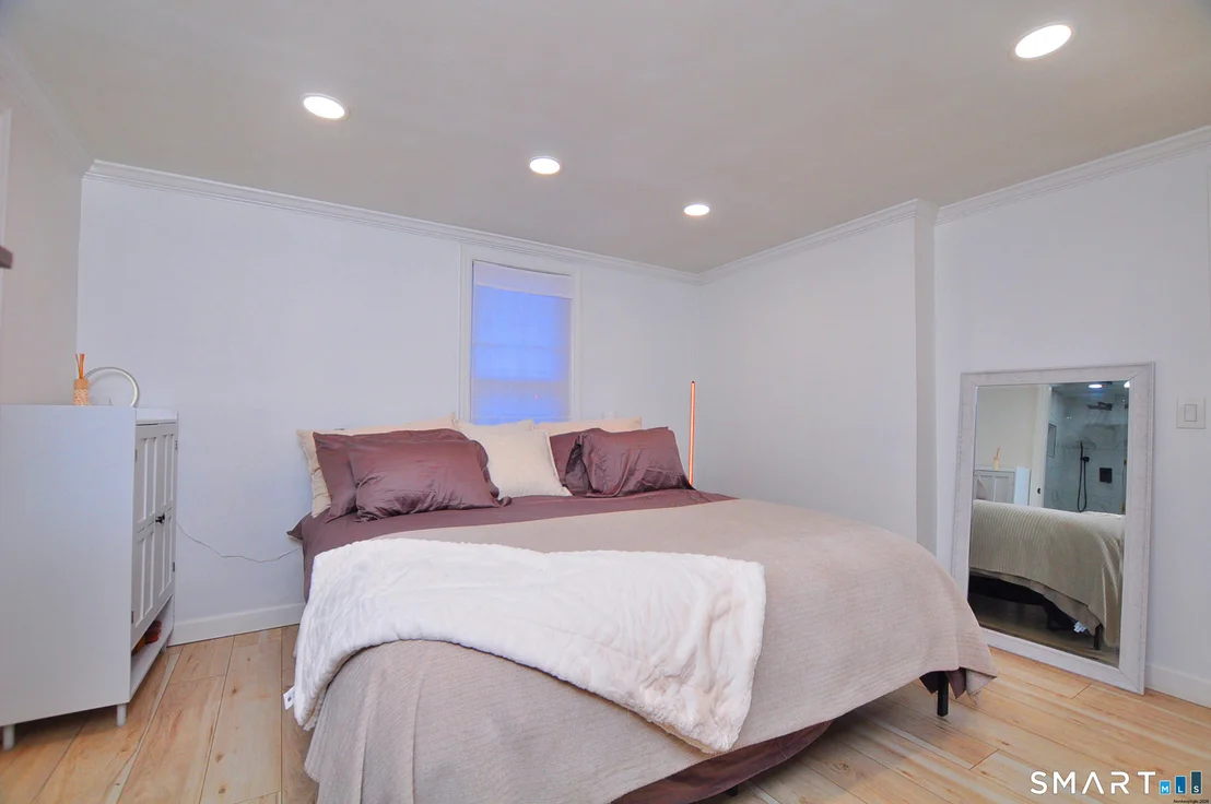 Photo of 207 Hillcrest Road