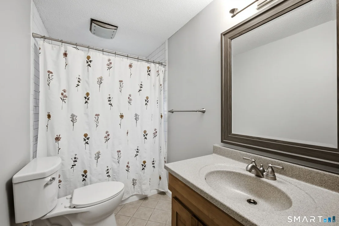 Photo of 72 Lakeview Heights