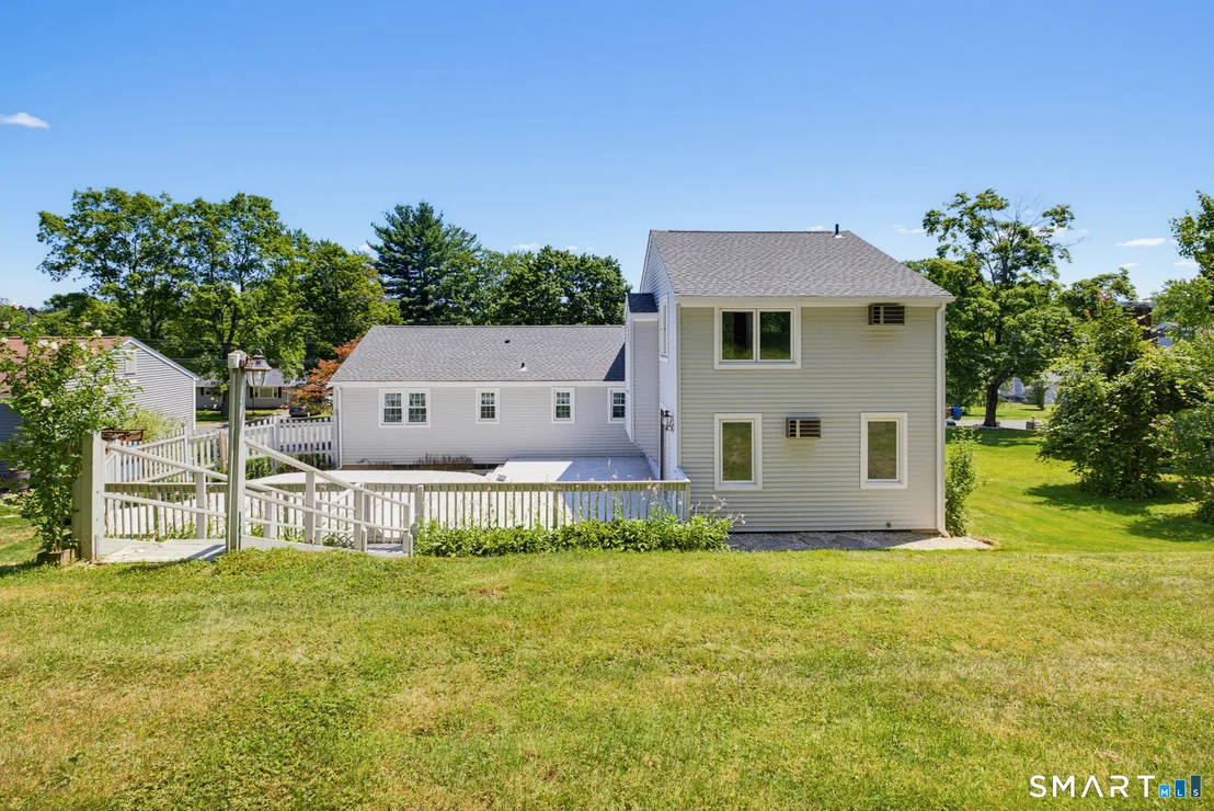 Photo of 17 Riverside Drive