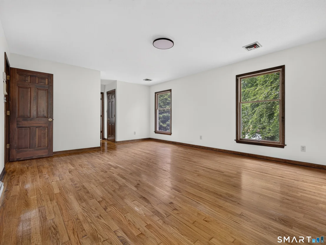 Photo of 345 Payne Drive