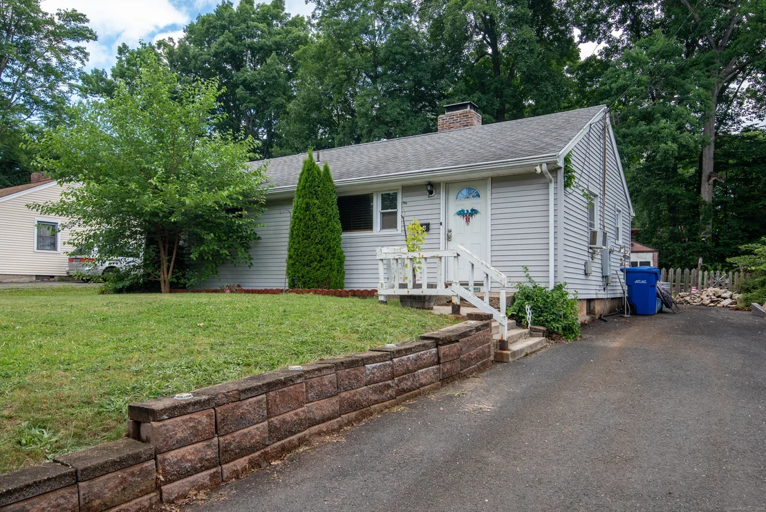 Photo of 6 Woodside Drive