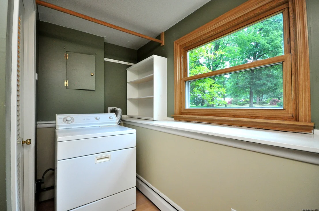 Photo of 35 Ravine Road
