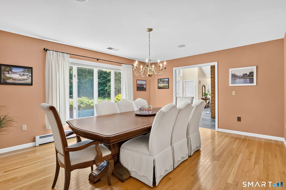 Photo of 70 Davis Road