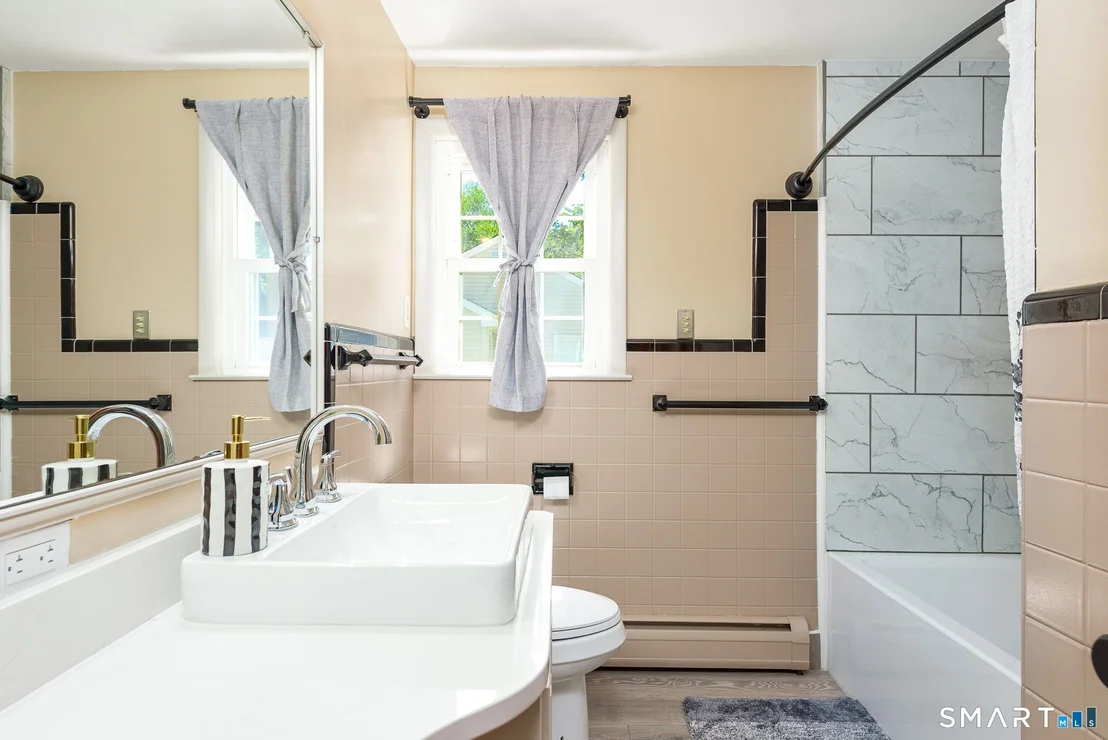 Photo of 83 Jacobs Terrace