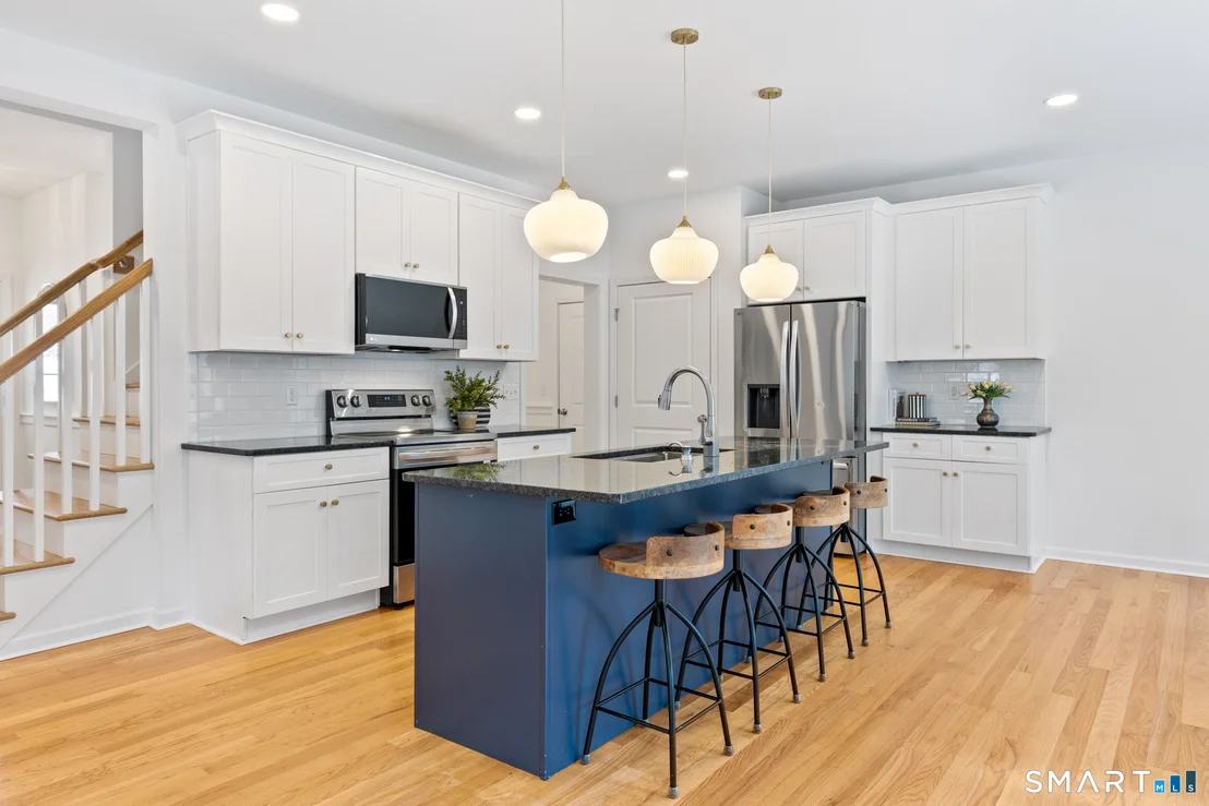 Photo of 811 Pucker Street