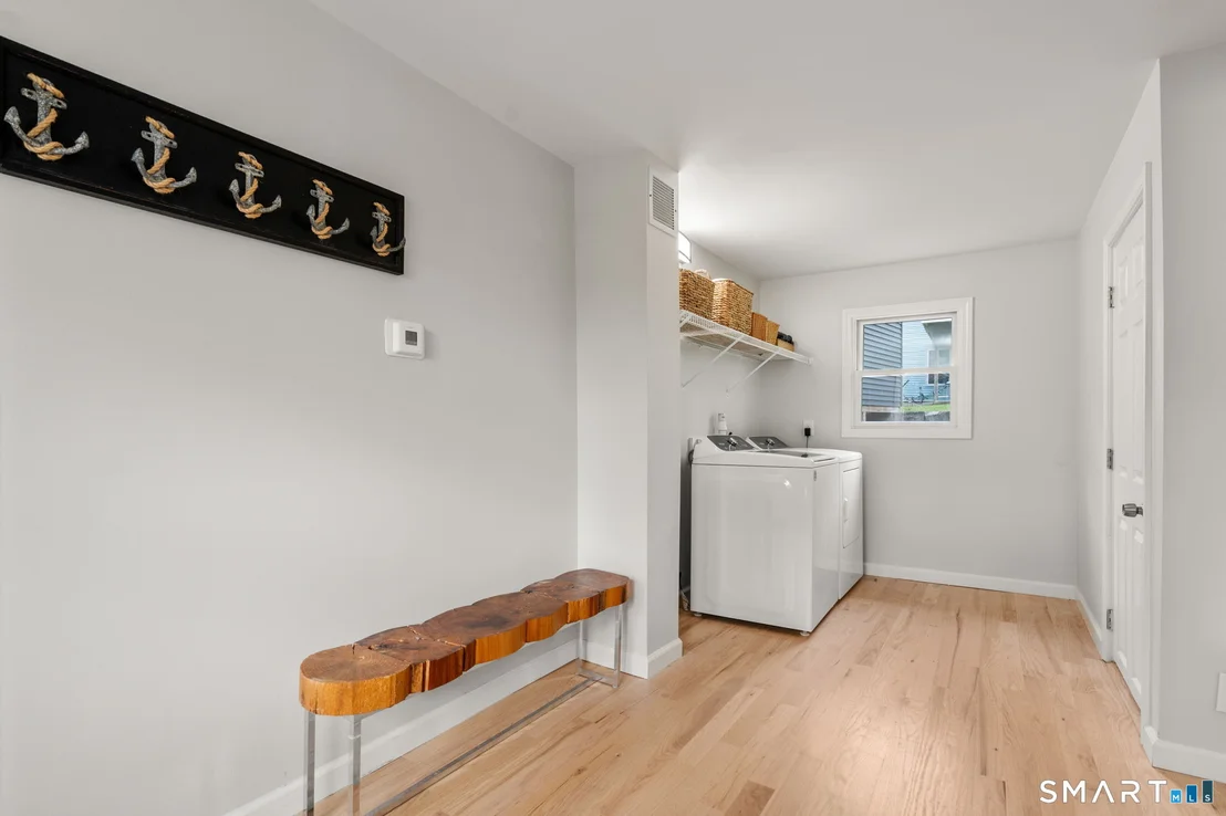 Photo of 440 Lakeview Drive
