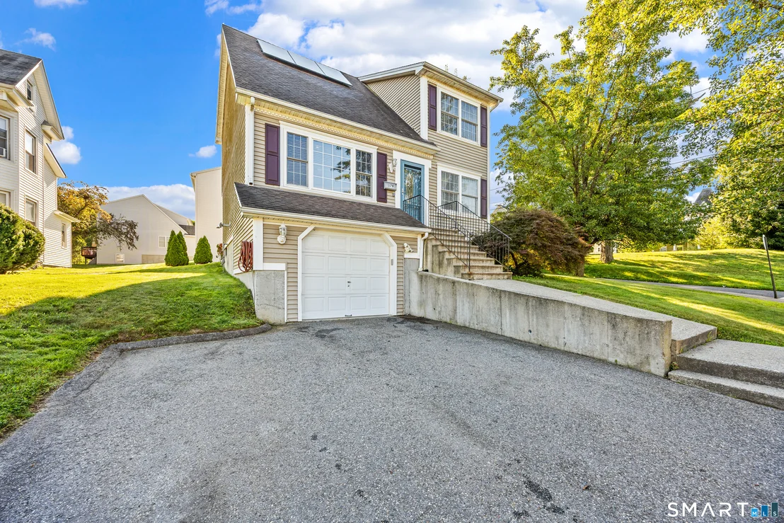 Photo of 179 High Street