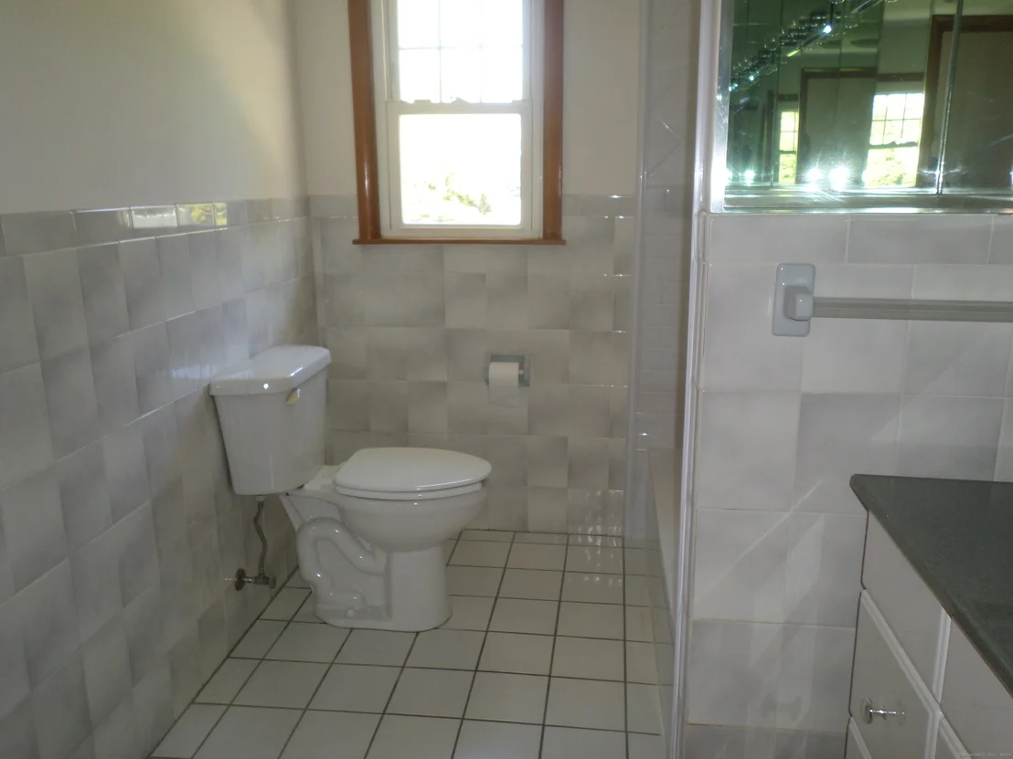 Photo of 14 Village Circle