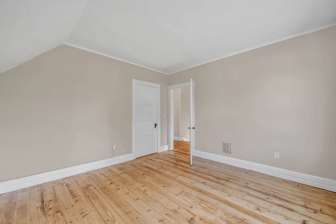 Photo of 36 Oak Street