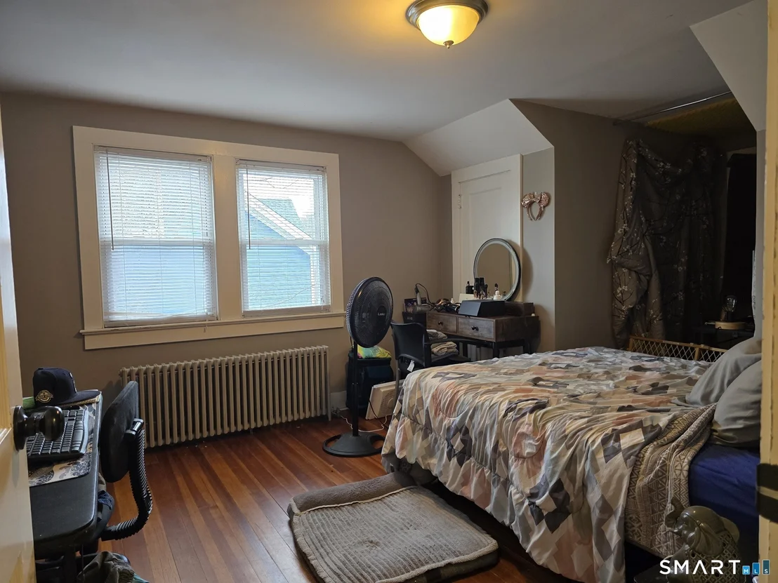 Photo of 94 Holabird Avenue