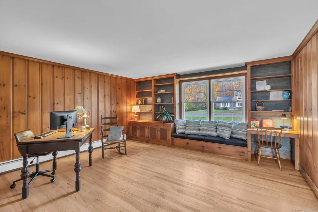 Photo of 49 Bridle Path Drive