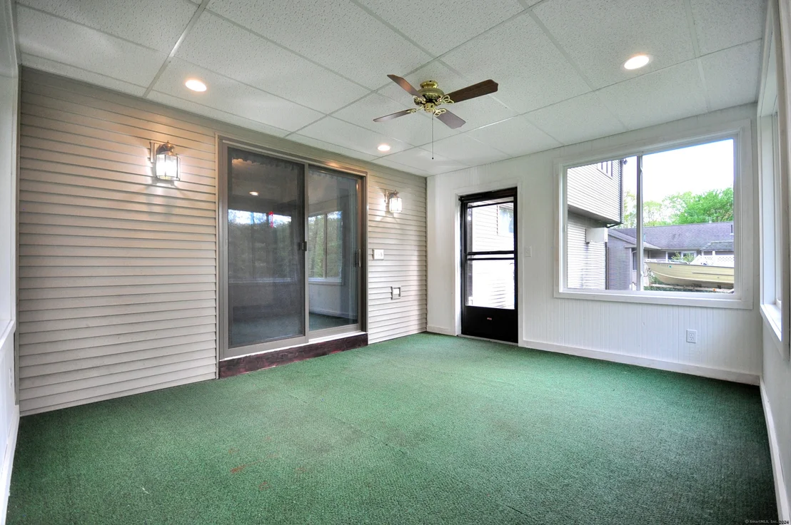 Photo of 735 Avery Street