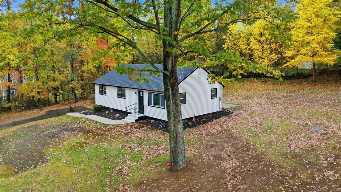 Photo of 4 Hemlock Circle