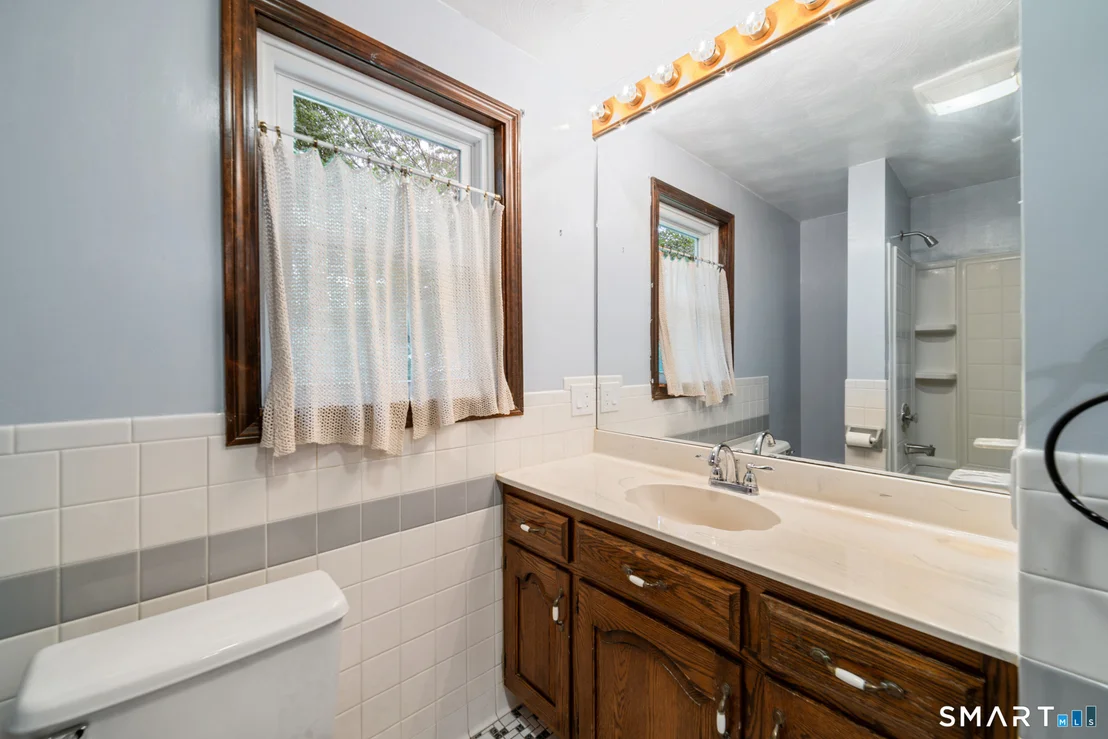 Photo of 548 Beecher Road