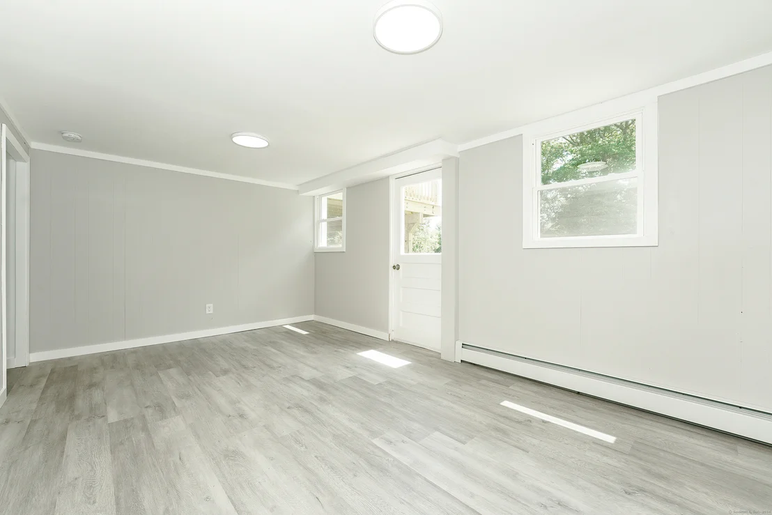 Photo of 144 Roxbury Road