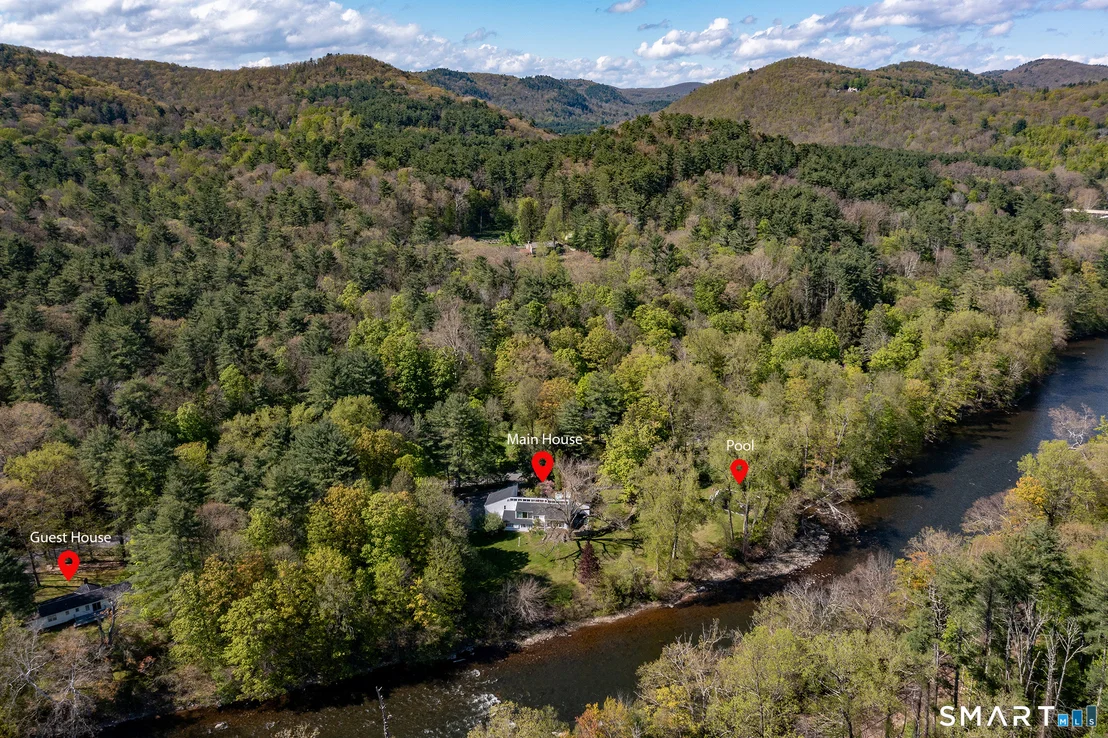 Photo of 35 River Road