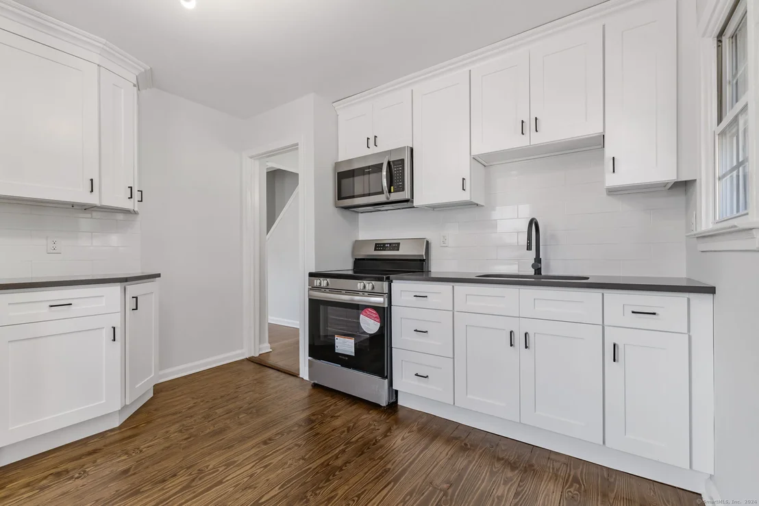 Photo of 127 Surrey Drive