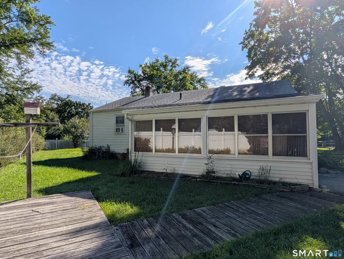 Photo of 116 Meadowbrook Lane