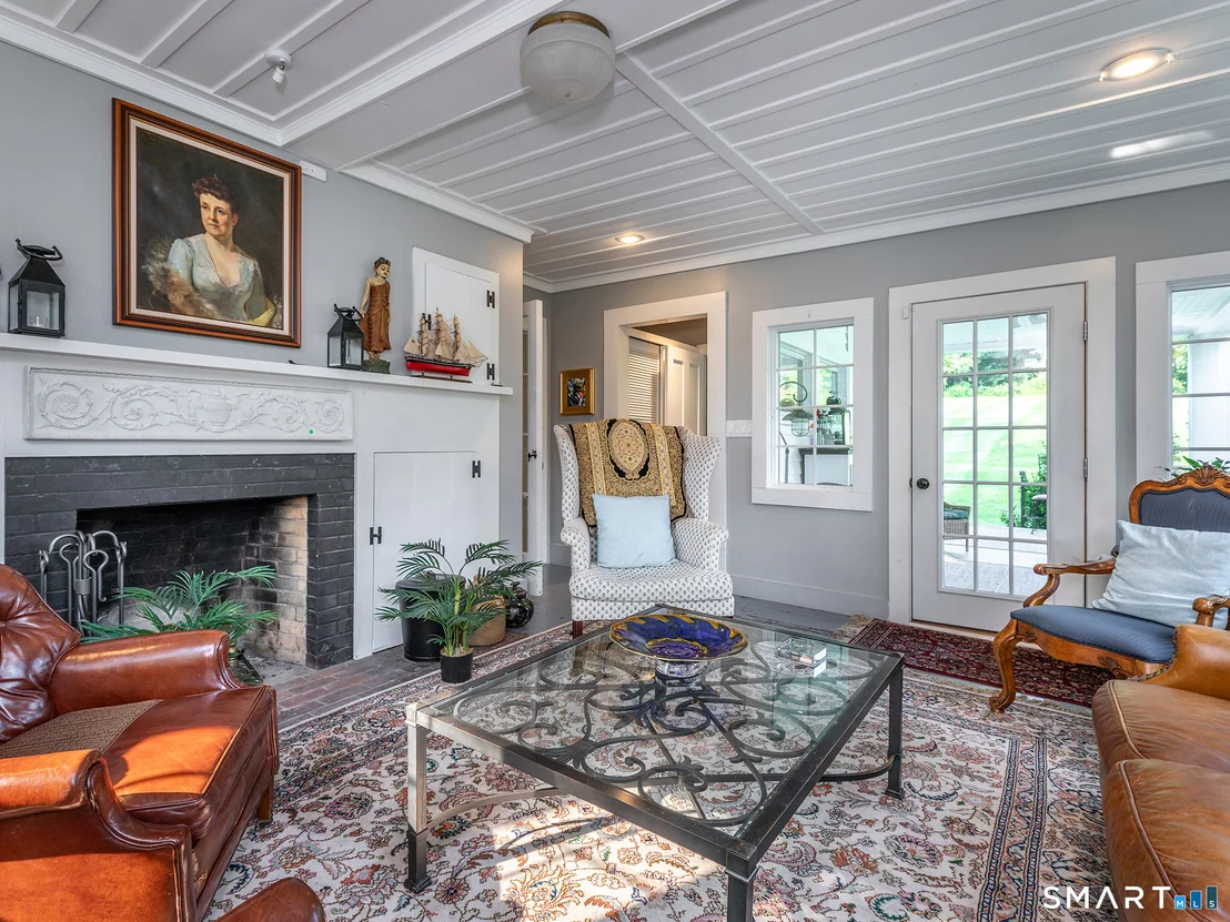 Photo of 552 Breakneck Hill Road