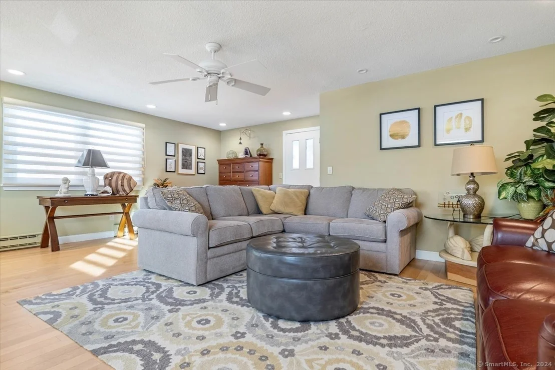 Photo of 2 Colonial Drive