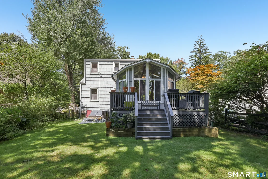 Photo of 145 West Avenue