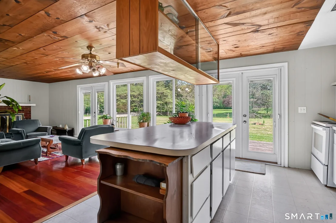 Photo of 127 Lake Road