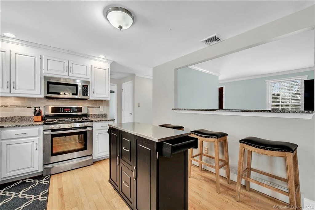 Photo of 83 Rustic Oak Drive
