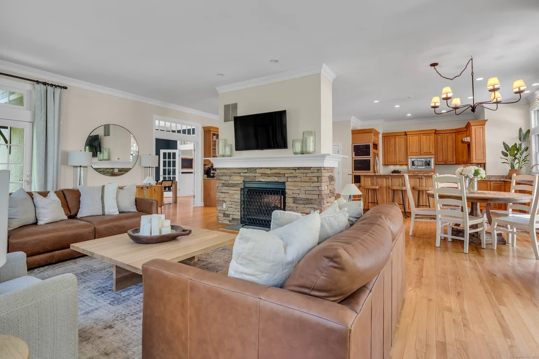 Photo of 101 Lynn Drive