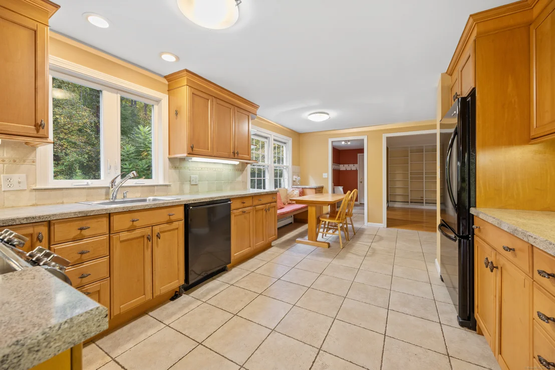 Photo of 1167 Marion Road