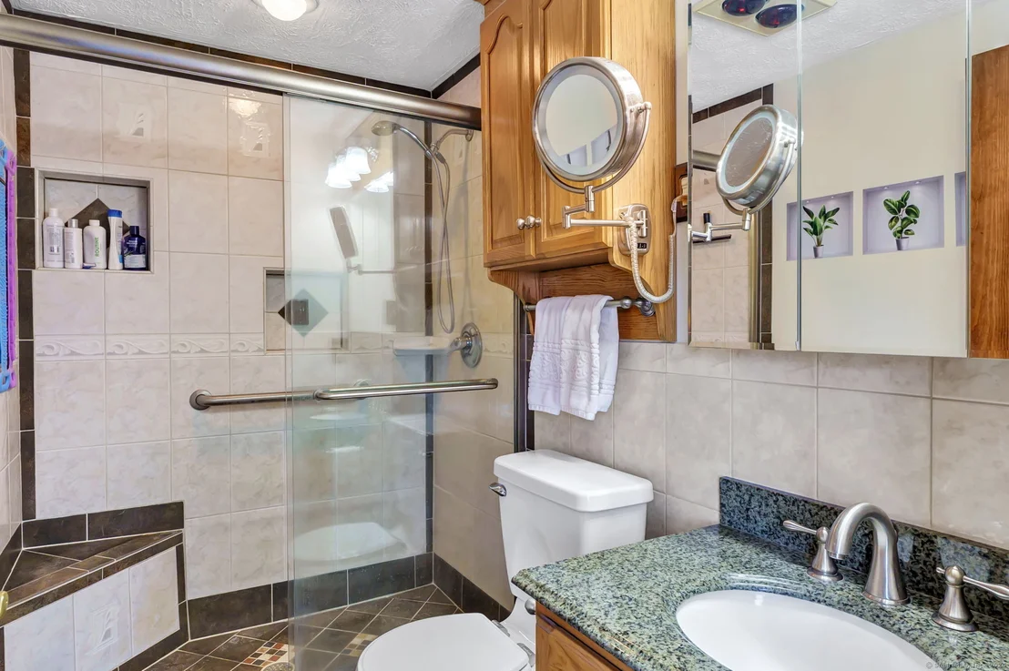 Photo of 6 Pinecrest Lane