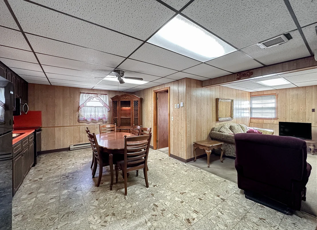 Photo of 379 Scott Road