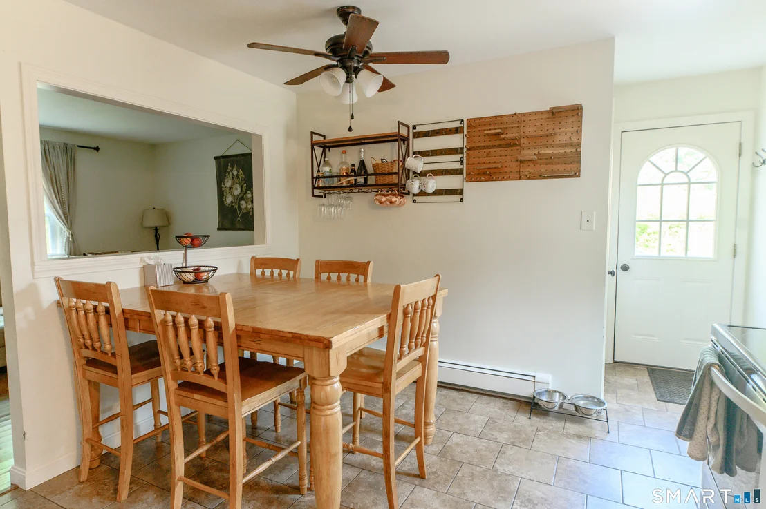 Photo of 847 Sterling Road