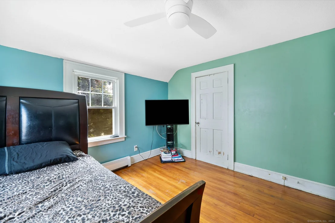 Photo of 20 Ledyard Road