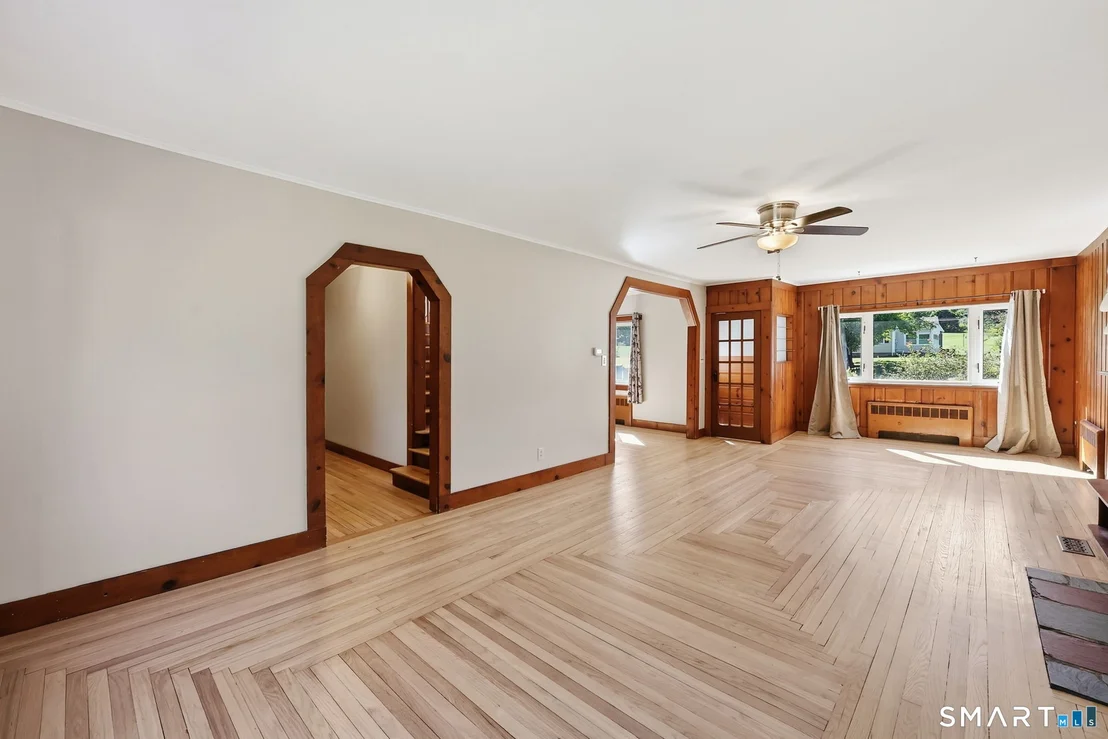 Photo of 28 Pond Road