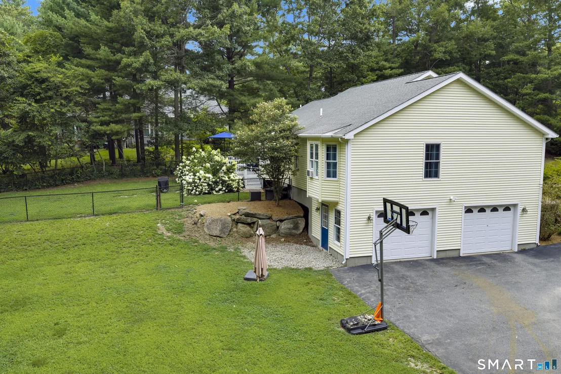 Photo of 141 Gibson Hill Road