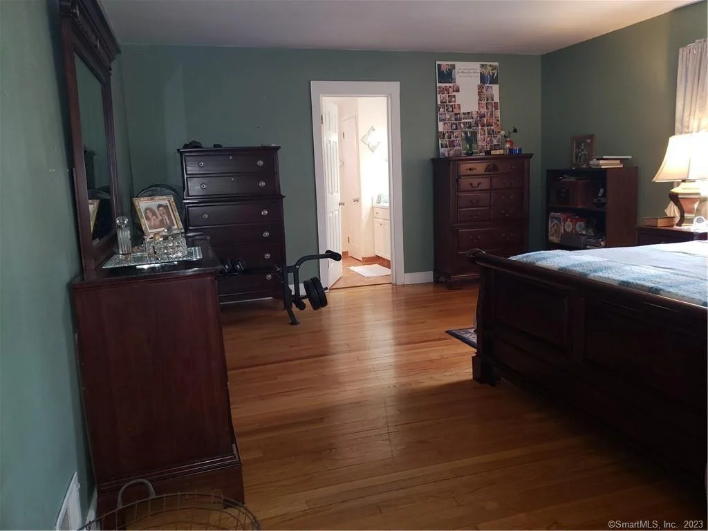 Photo of 12 Beverly Drive