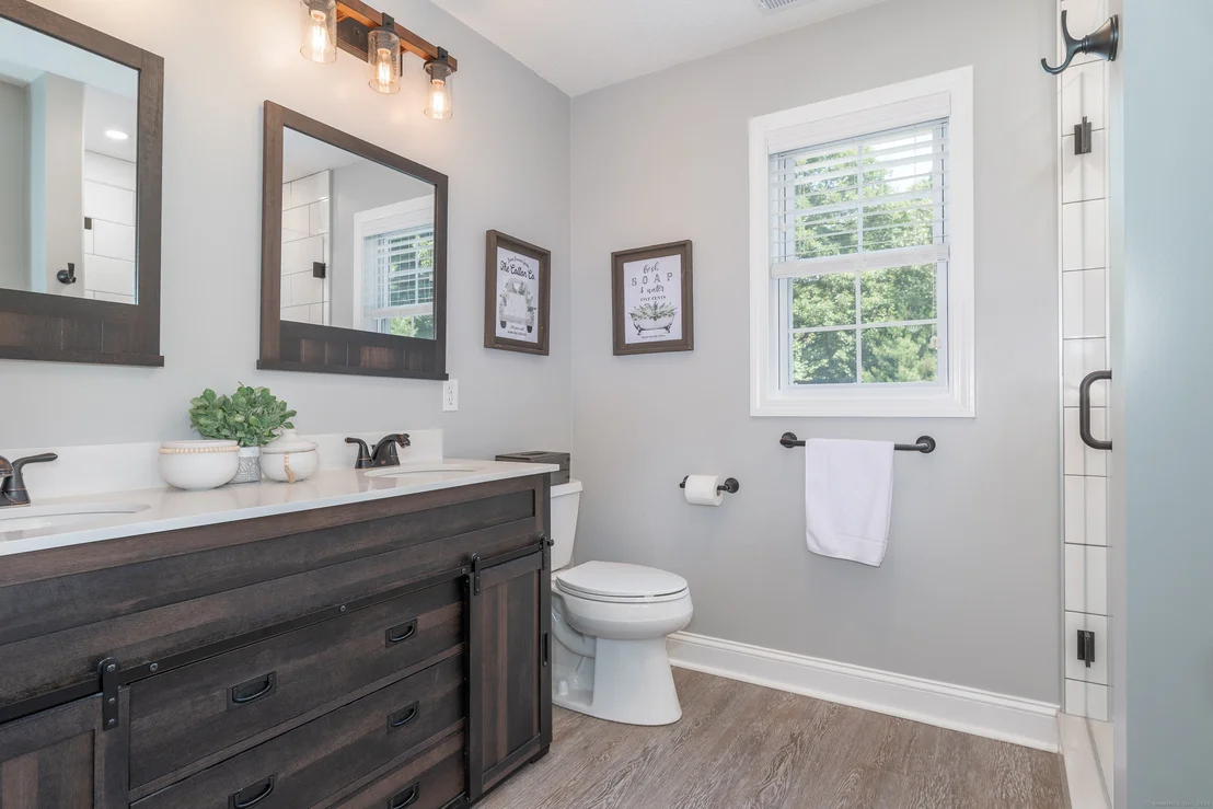 Photo of 134 Lancaster Way