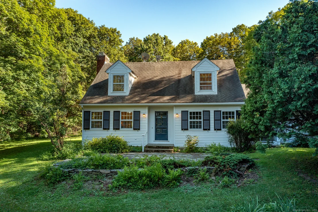 Photo of 242 Tophet Road
