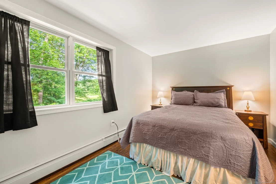 Photo of 160 Hattertown Road