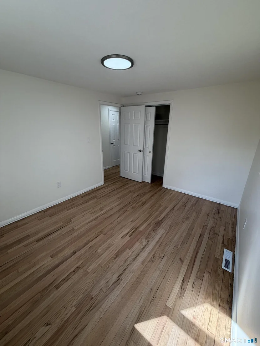 Photo of 39 Hemlock Road