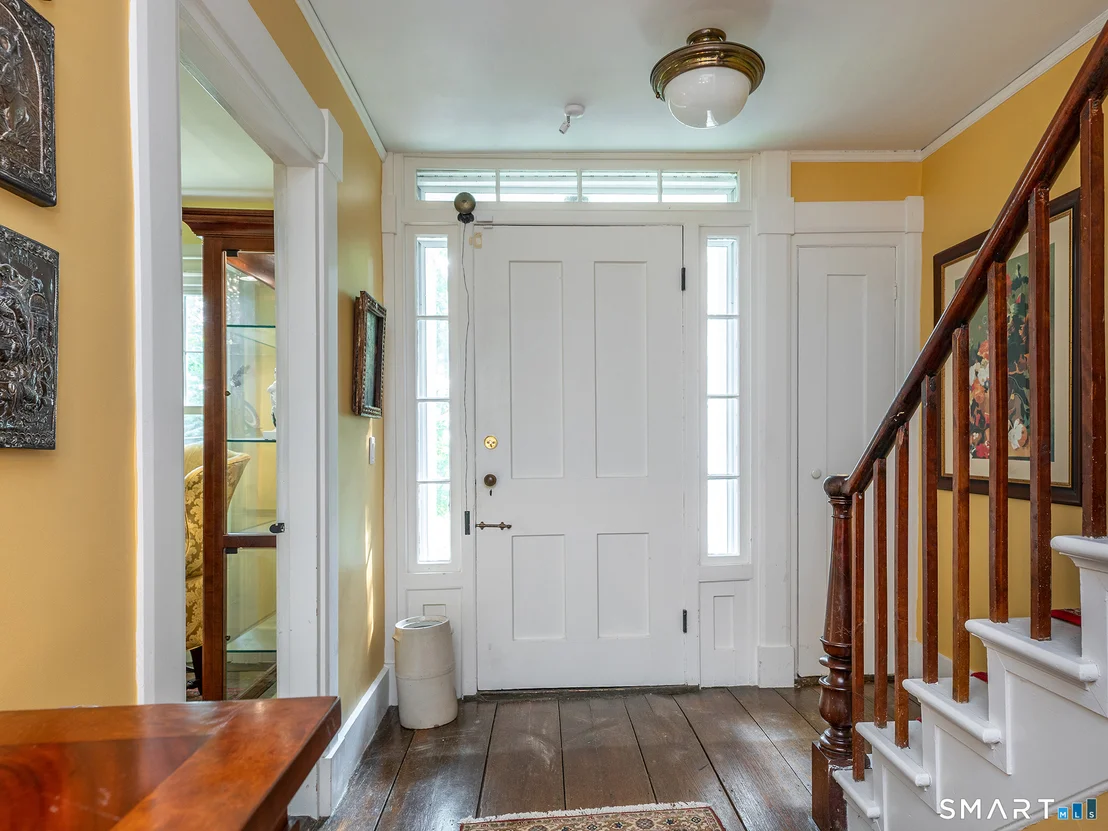 Photo of 552 Breakneck Hill Road