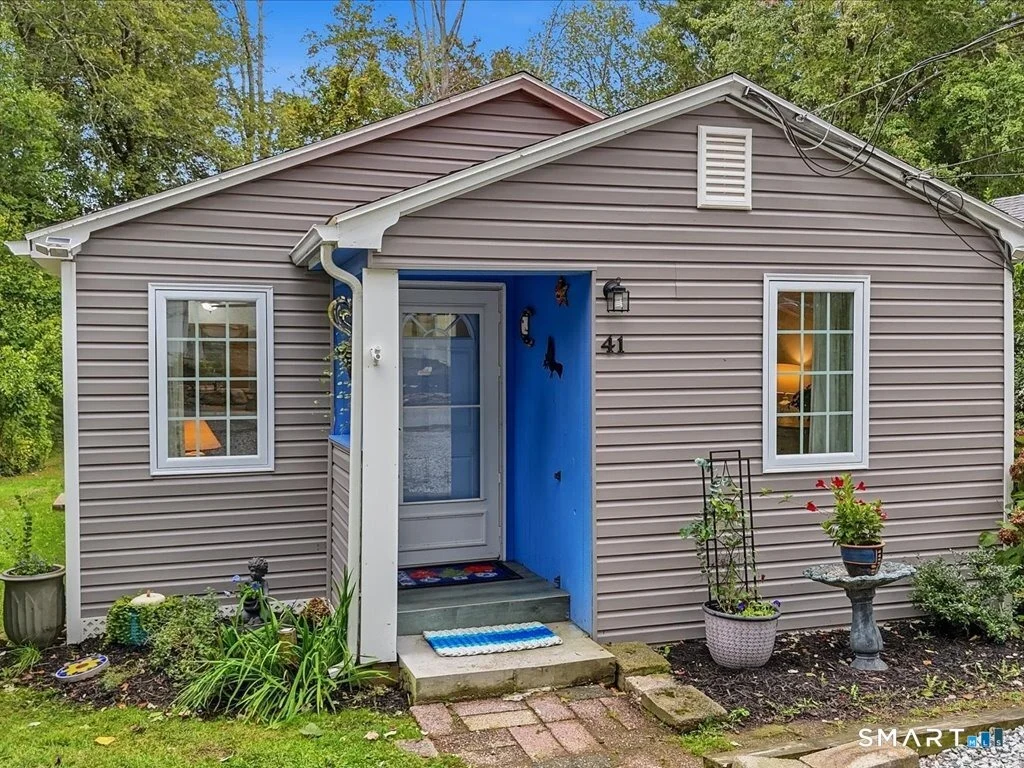 Photo of 41 Spring Glen Road