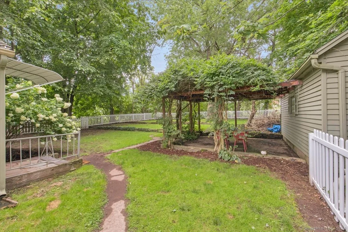 Photo of 719 Randolph Road