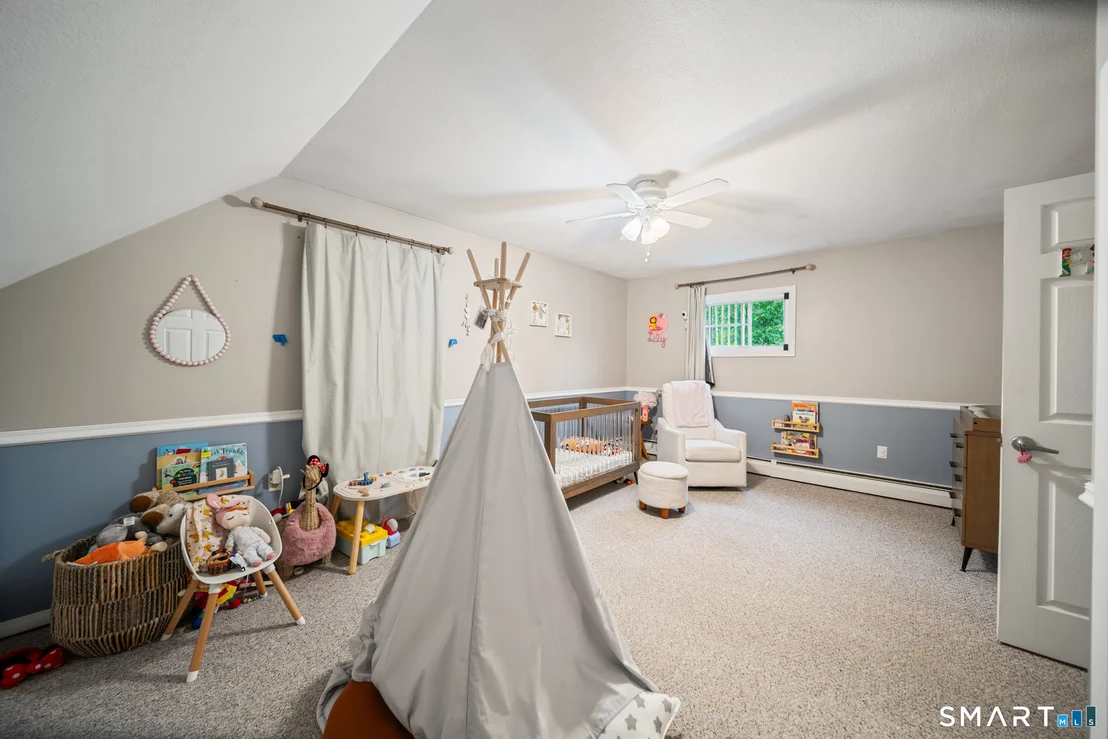 Photo of 115 Mountain View Avenue