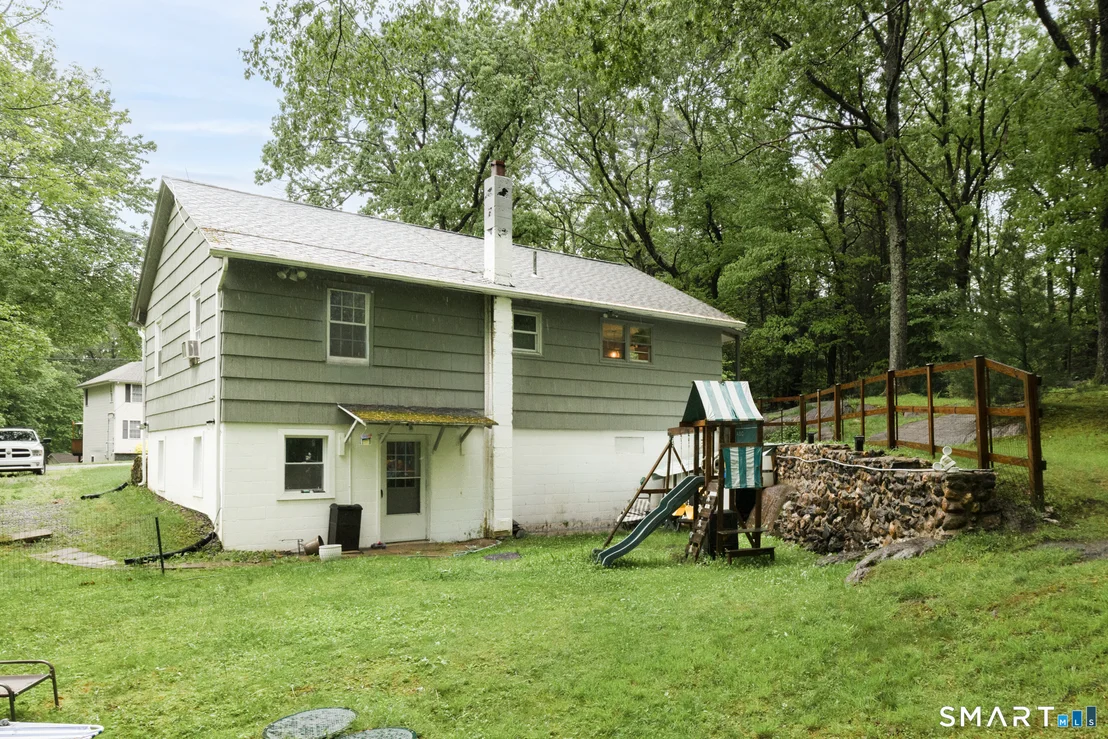Photo of 1166 Spindle Hill Road