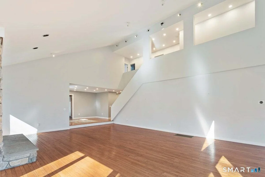 Photo of 9 Patchen Lane