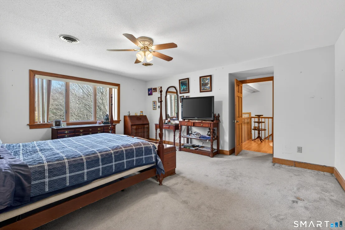 Photo of 33 Valley Drive