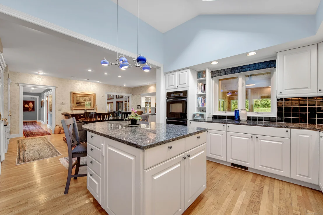 Photo of 81 Deerwood Drive